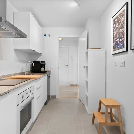Modern 3-bedroom Family Centre * Estepona