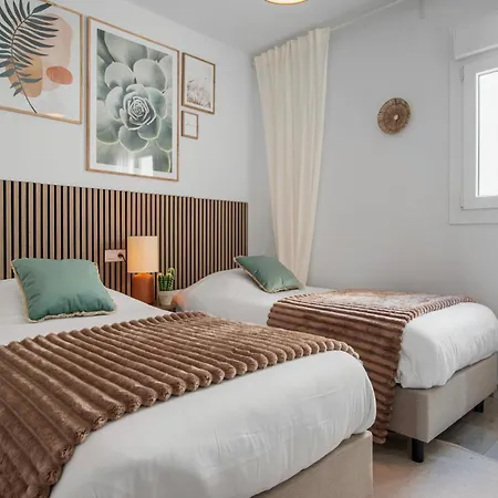 Apartment Modern 3-bedroom Family Centre Estepona