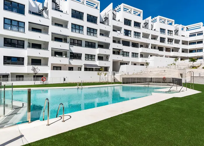 Modern 3-bedroom Family Centre