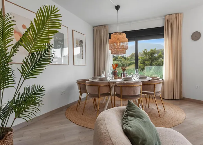 Apartment Modern 3-bedroom Family Centre *