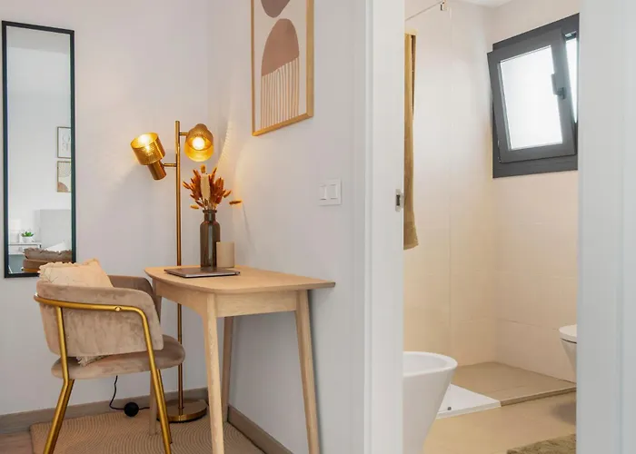 Apartment Modern 3-bedroom Family Centre