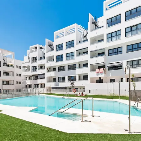 Apartment Modern 3-bedroom Family Centre Estepona