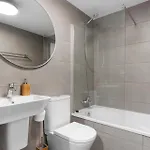 Modern 3-bedroom Family Centre Διαμέρισμα