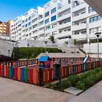 Modern 3-bedroom Family Centre