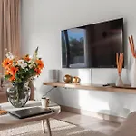 Modern 3-bedroom Family Centre Διαμέρισμα Εστεπόνα