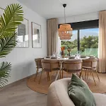 Διαμέρισμα Modern 3-bedroom Family Centre *